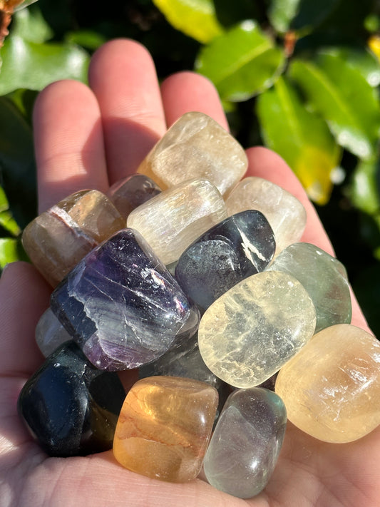 FLUORITE TUMBLED STONE