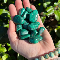 MALACHITE TUMBLED STONE