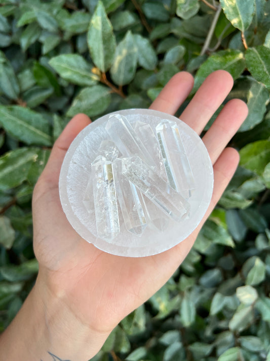 CLEAR QUARTZ DOUBLE TERMINATED POINT
