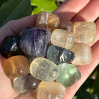 FLUORITE TUMBLED STONE