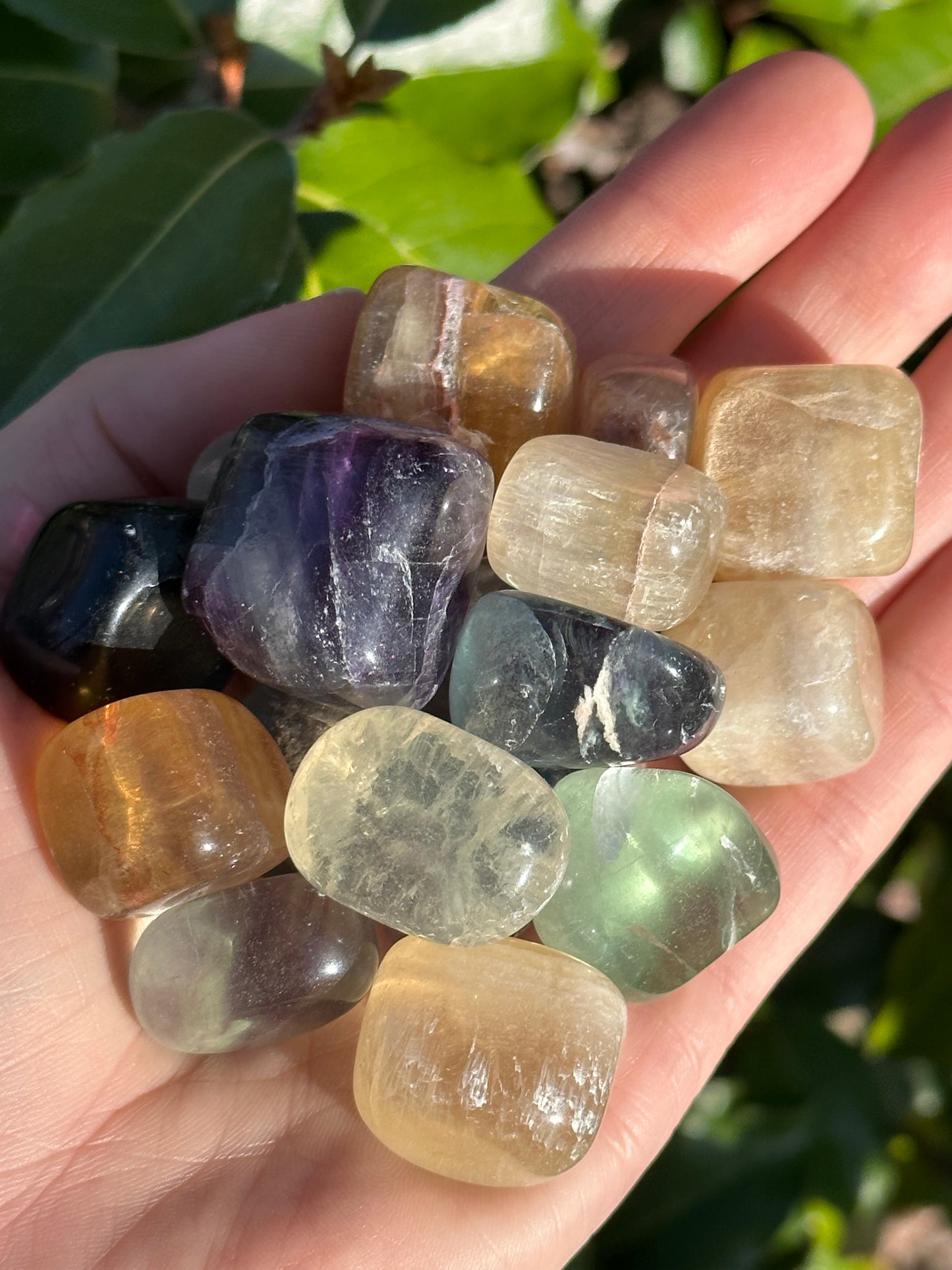 FLUORITE TUMBLED STONE