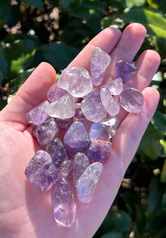 AMETHYST TUMBLED STONE