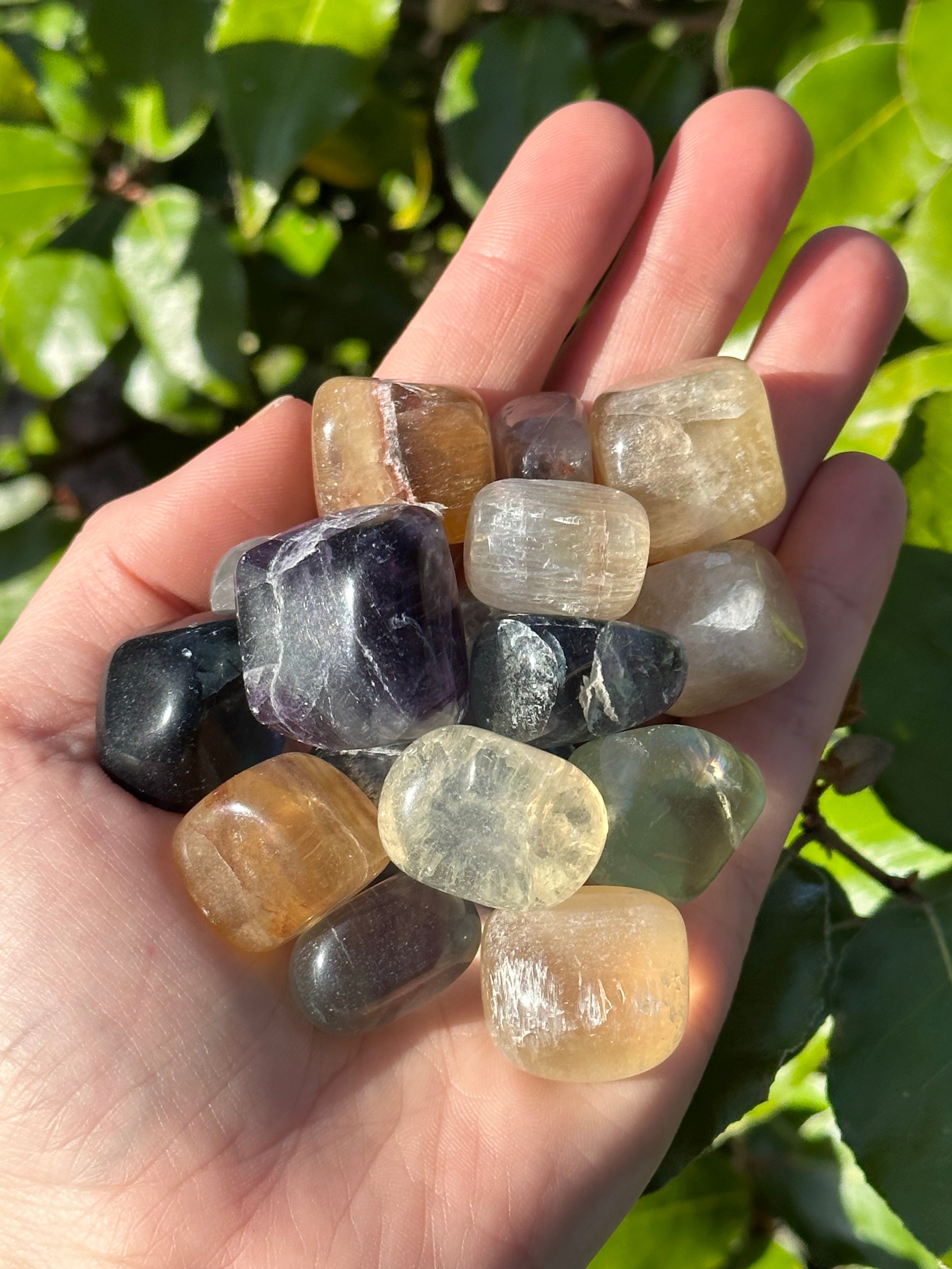 FLUORITE TUMBLED STONE