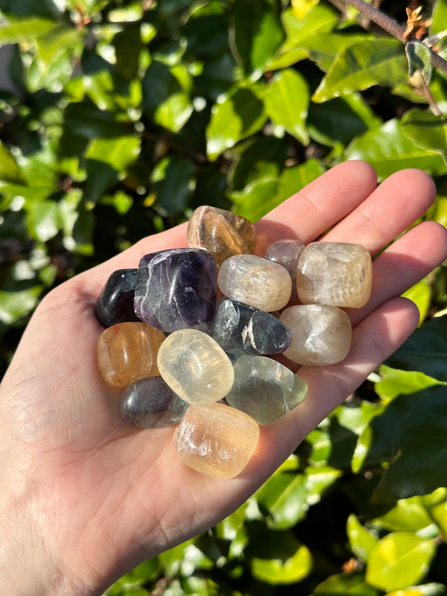 FLUORITE TUMBLED STONE