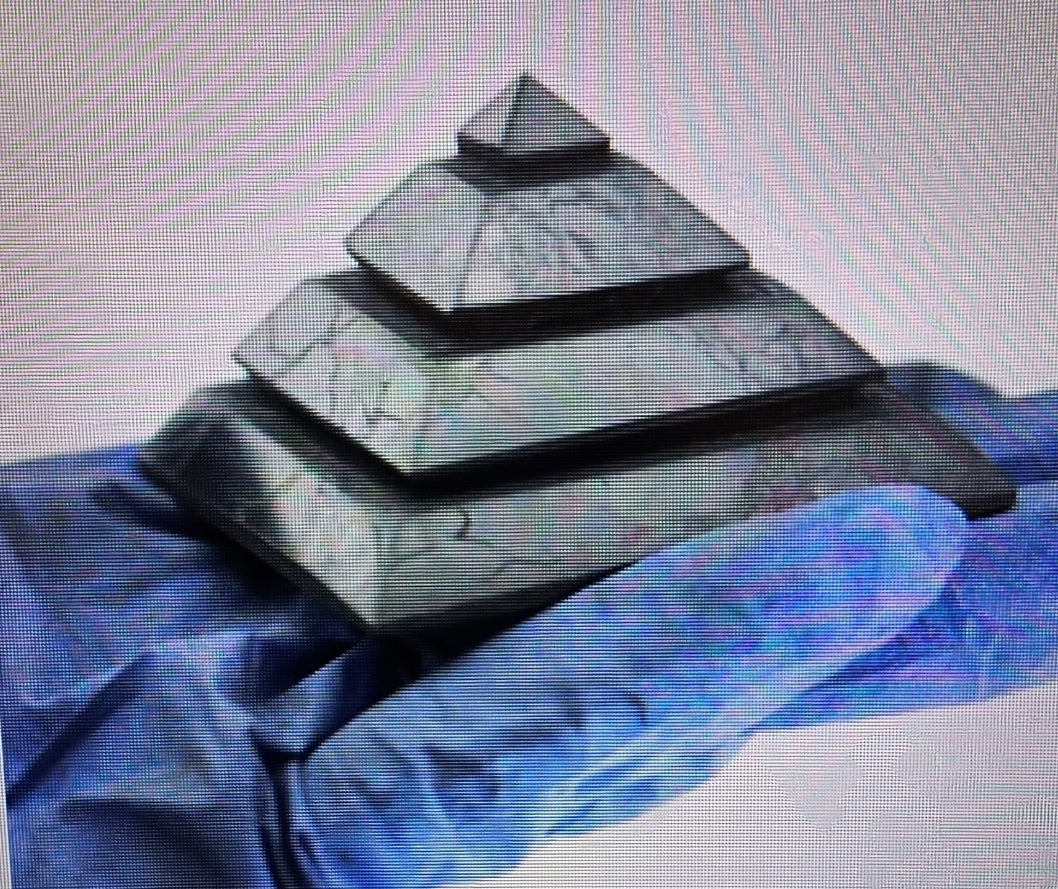 SHUNGITE SAKKARA PYRAMID