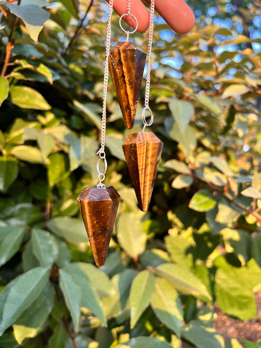 Tigers eye Pendulum