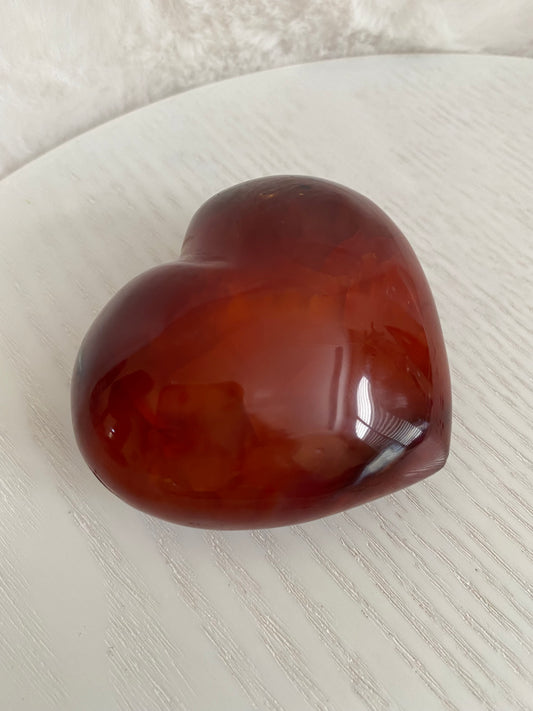 CARNELIAN HEART SHAPED PALM STONE