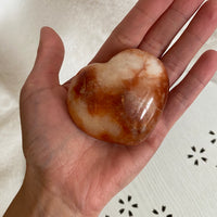 CARNELIAN HEART SHAPED PALM STONE