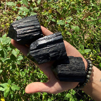 BLACK TOURMALINE TOP POLISH POINT