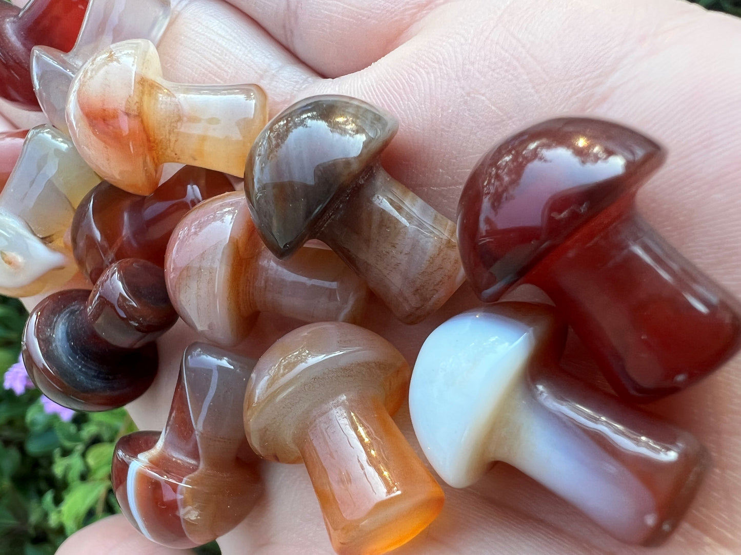 CARNELIAN MINI MUSHROOM