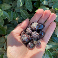 GARNET TUMBLED STONE