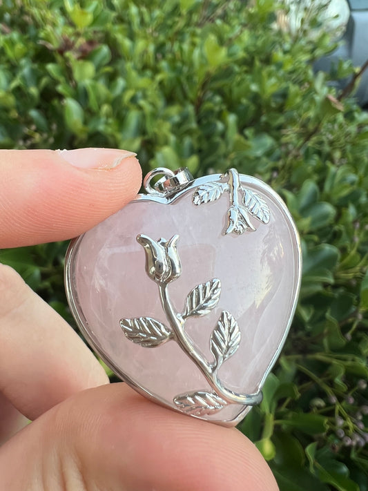 ROSE QUARTZ HEART PENDANT