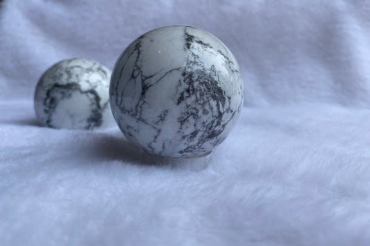HOWLITE SPHERE